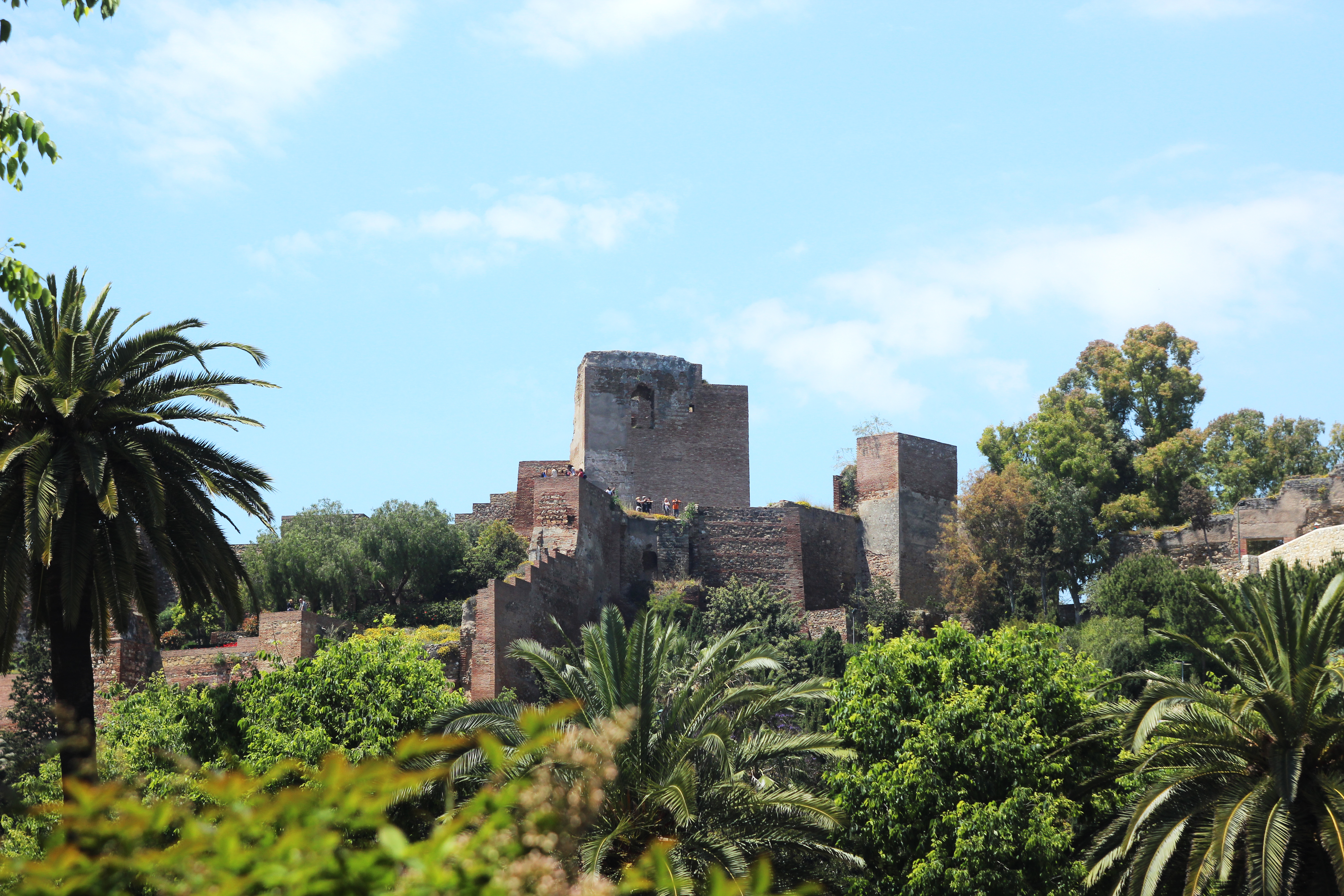 La Alcazaba, construida a los pies del monte Gibralfaro. Foto: Natallia Yaskevich. La Alcazaba, construida a los pies del monte Gibralfaro. Foto: Natallia Yaskevich.