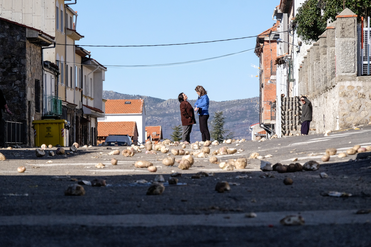 Así quedan las calles tras el paso del mítico personaje. Así quedan las calles tras el paso del mítico personaje.