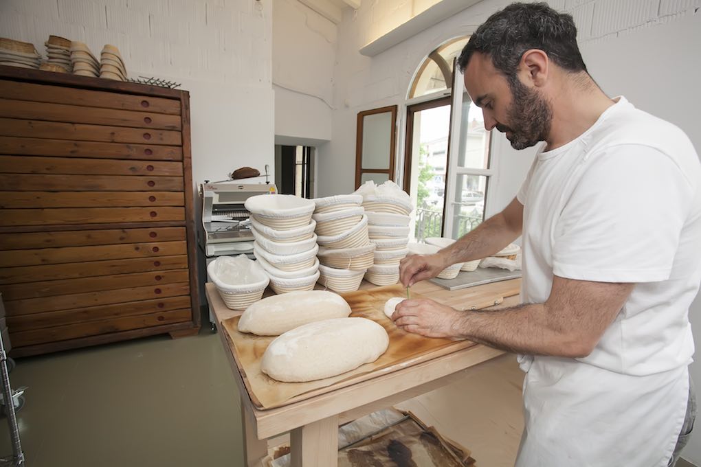 Las fermentaciones largas no solo hacen un pan más sabroso, también son más digestivas. Las fermentaciones largas no solo hacen un pan más sabroso, también son más digestivas.