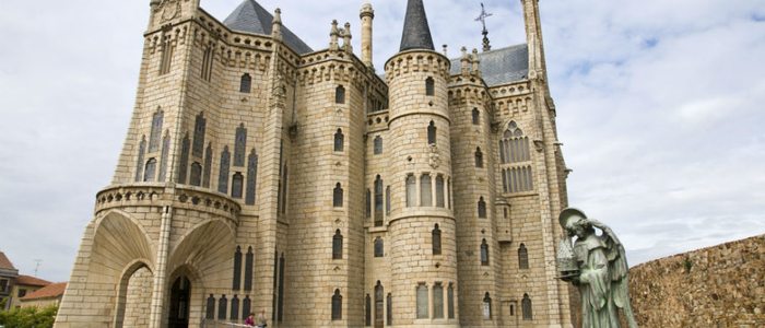 Palacio episcopal de Astorga. Palacio episcopal de Astorga.