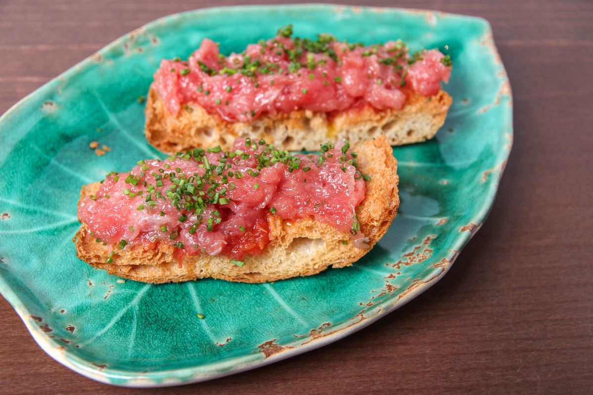 La versión del 'pa amb tomàquet'. La versión del 'pa amb tomàquet'.