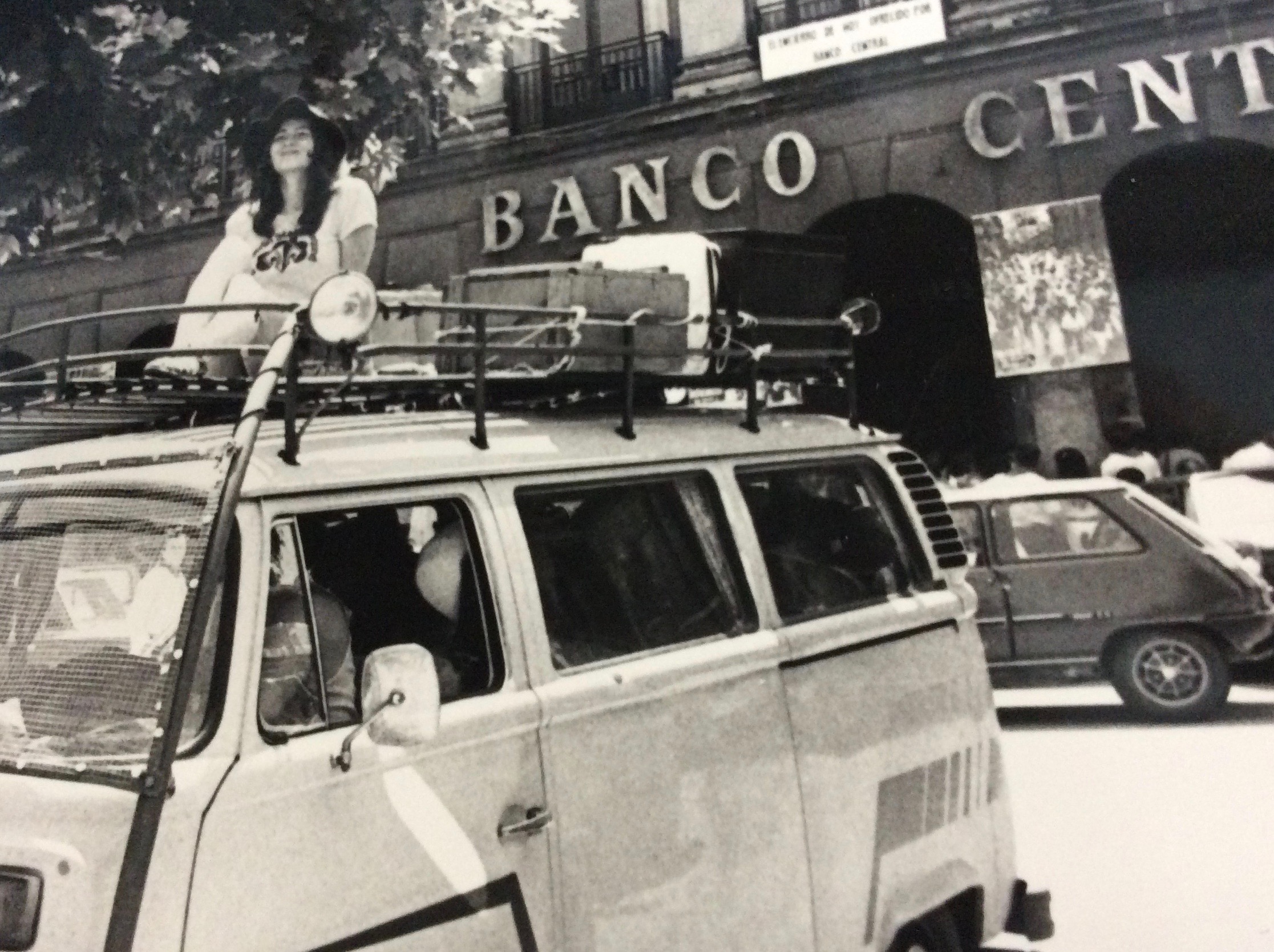 Hippies en San Fermín. Foto: José Luis Nobel Goñi. Ayuntamiento de Pamplona. Hippies en San Fermín. Foto: José Luis Nobel Goñi. Ayuntamiento de Pamplona.