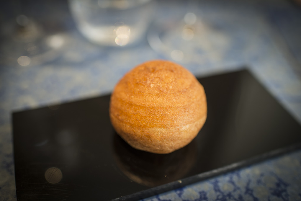 un pan chino a partir de una masa líquida un pan chino a partir de una masa líquida