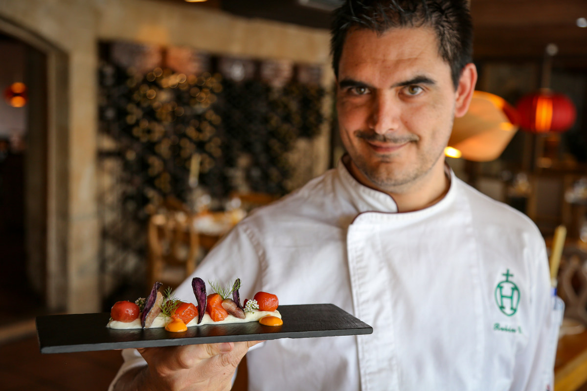 En 'Hacienda Zorita' se ofrece un menú degustación con todos sus productos estrella. Aquí se hace realidad la máxima 'farm to table'. En 'Hacienda Zorita' se ofrece un menú degustación con todos sus productos estrella. Aquí se hace realidad la máxima 'farm to table'.