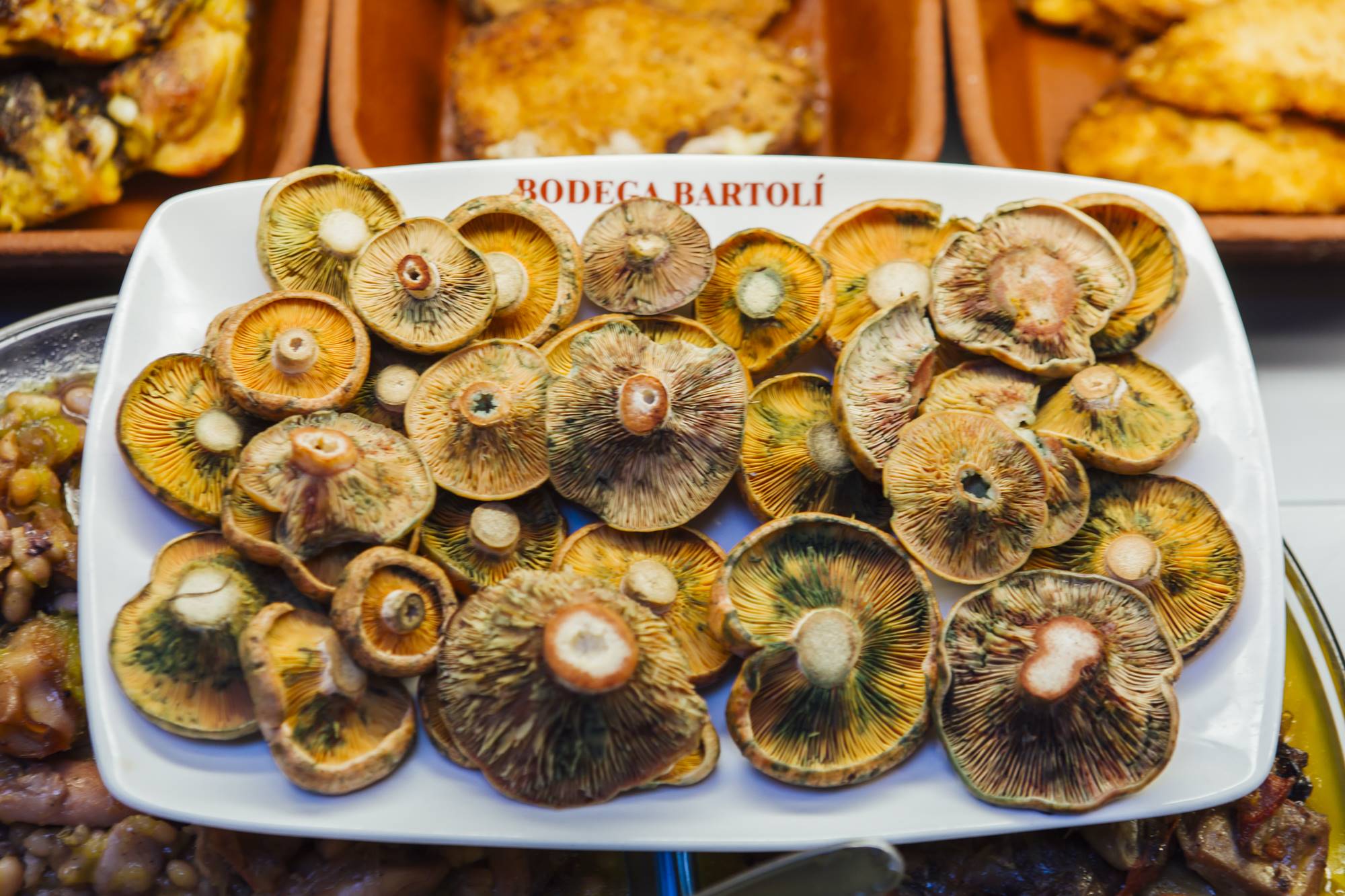 'Robellons' (níscalos) en 'Bodega Bartolí'. 'Robellons' (níscalos) en 'Bodega Bartolí'.
