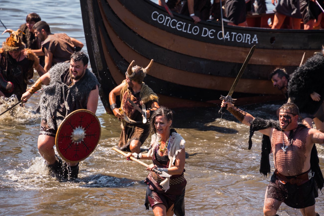 Vikingos de Catoira - Desembarco edición 2015 Vikingos de Catoira - Desembarco edición 2015