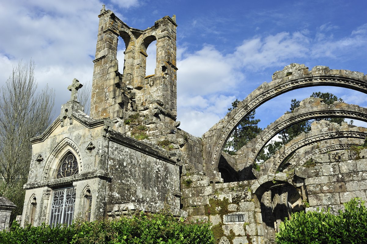 Las Ruinas de Santa Mariña Do Pozo, edificación del gótico marinero, en lo alto de Cambados. Foto: Shutterstock Las Ruinas de Santa Mariña Do Pozo, edificación del gótico marinero, en lo alto de Cambados. Foto: Shutterstock