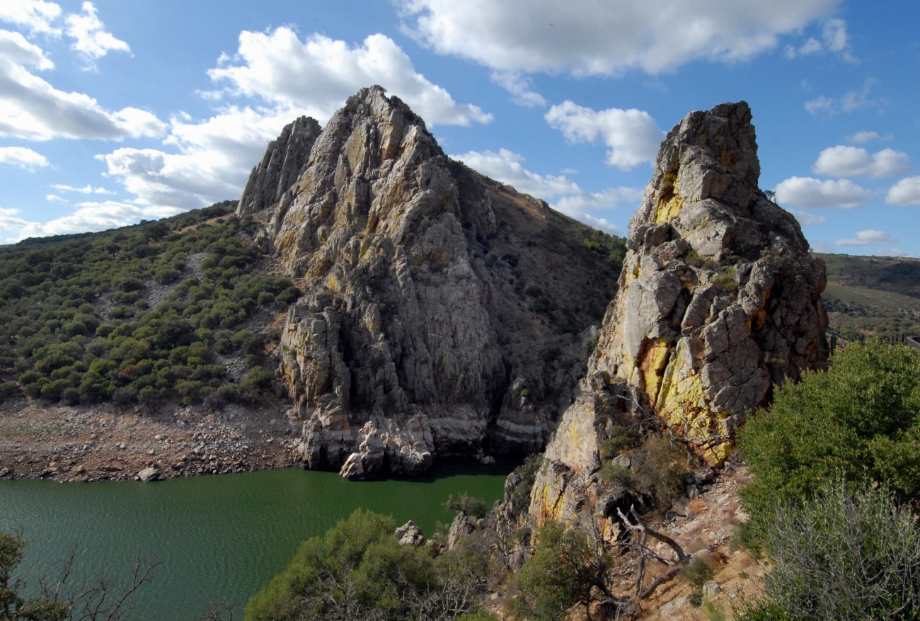 Parque Nacional de Monfragüe: Salto del Gitano Parque Nacional de Monfragüe: Salto del Gitano