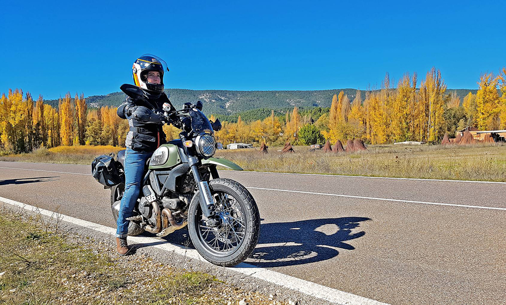 Preparada para seguir la ruta. Foto: A.S. Preparada para seguir la ruta. Foto: A.S.