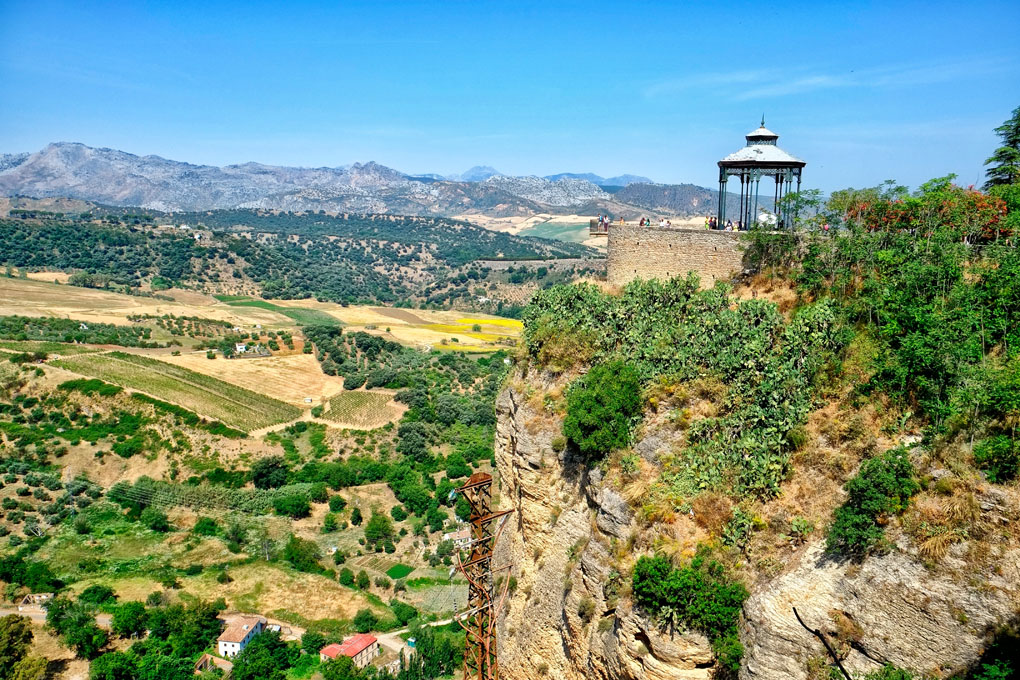 Un mirador desde el que te sentirás casi en el aire. Foto: shutterstock.com. Un mirador desde el que te sentirás casi en el aire. Foto: shutterstock.com.