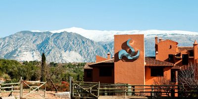 Hacienda Señorío de Nevada. Exterior. Hacienda Señorío de Nevada. Exterior.