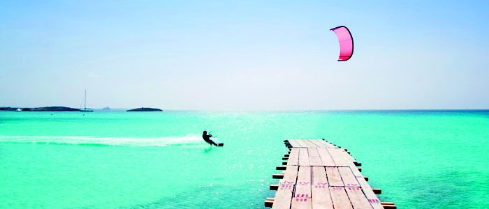 Deportes acuáticos en aguas de Formentera. Deportes acuáticos en aguas de Formentera.