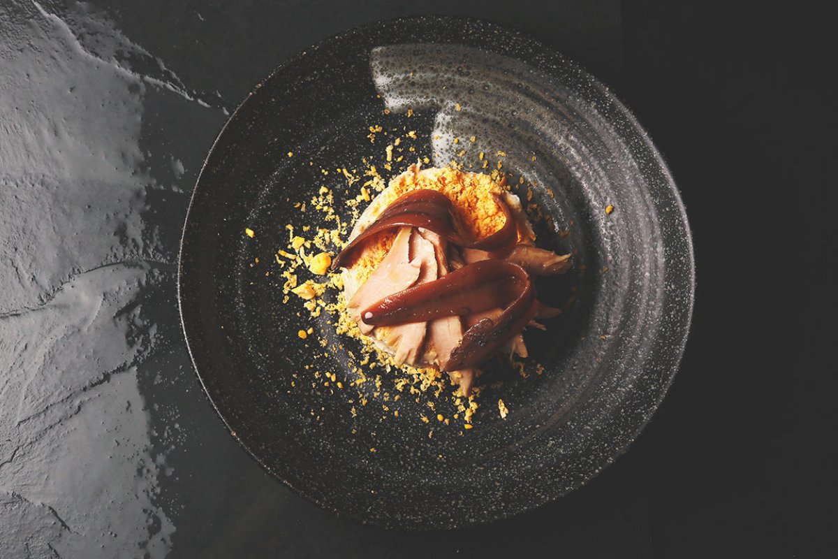 Ensaladilla rusa con ventresca de bonito y anchoas de Santoña. Foto: La Tasquita de Enfrente. Ensaladilla rusa con ventresca de bonito y anchoas de Santoña. Foto: La Tasquita de Enfrente.