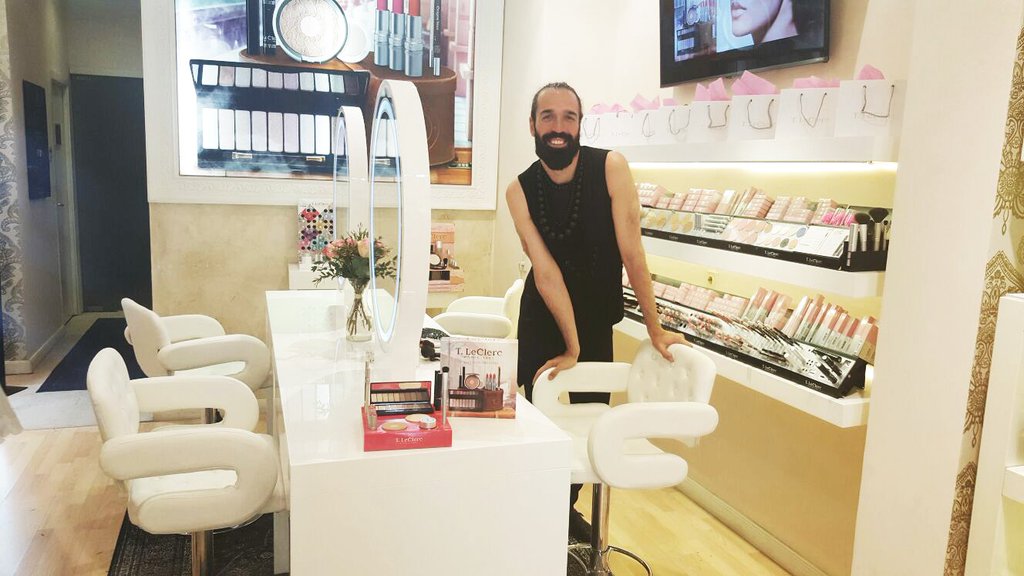 Tienda Claudia Di Paolo, en la calle Jorge Juan, en Madrid. Tienda Claudia Di Paolo, en la calle Jorge Juan, en Madrid.