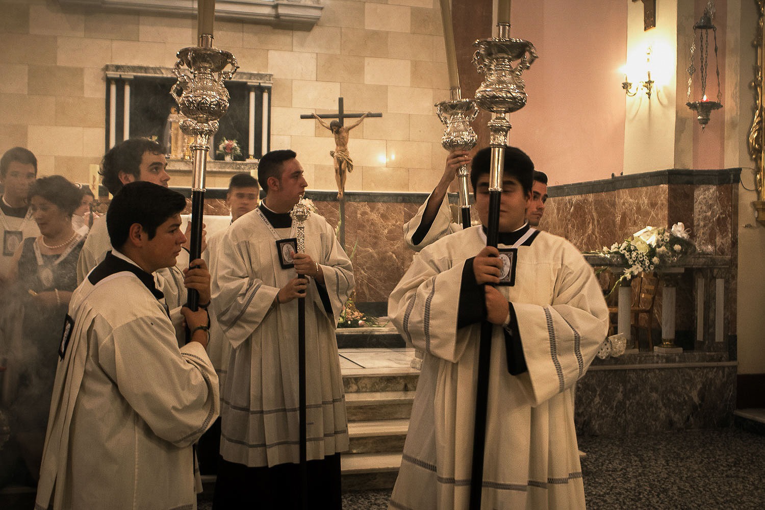 La religión, siempre presente. Verbena del Carmen. Foto: Manuel Ruiz Toribio. La religión, siempre presente. Verbena del Carmen. Foto: Manuel Ruiz Toribio.