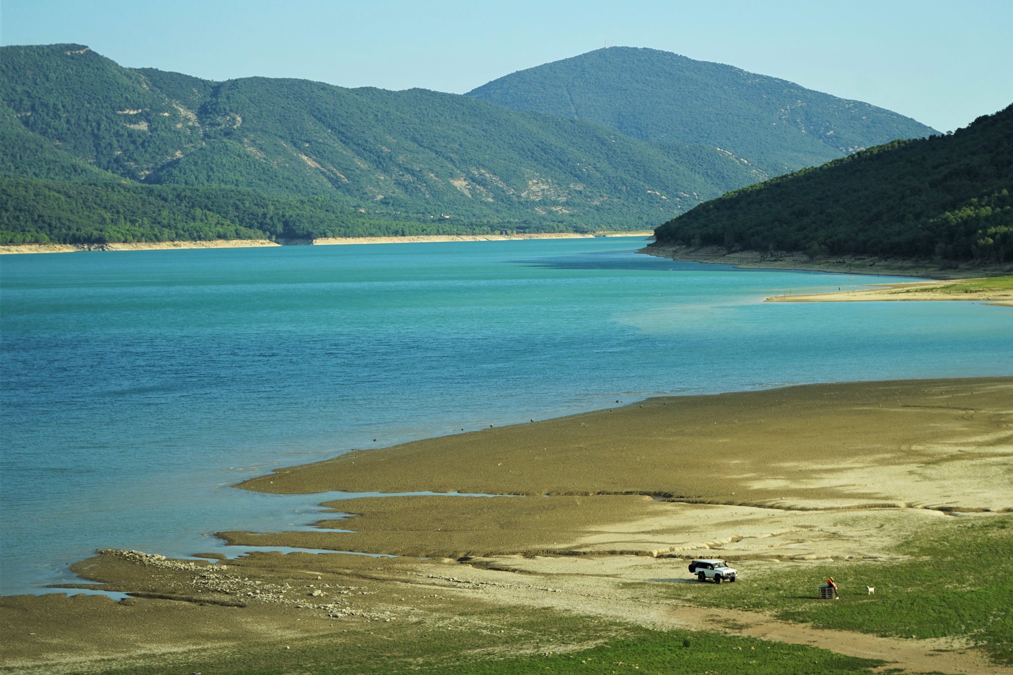 El pantano del Mediano recoge las aguas del río Cinca y del Ara. El pantano del Mediano recoge las aguas del río Cinca y del Ara.