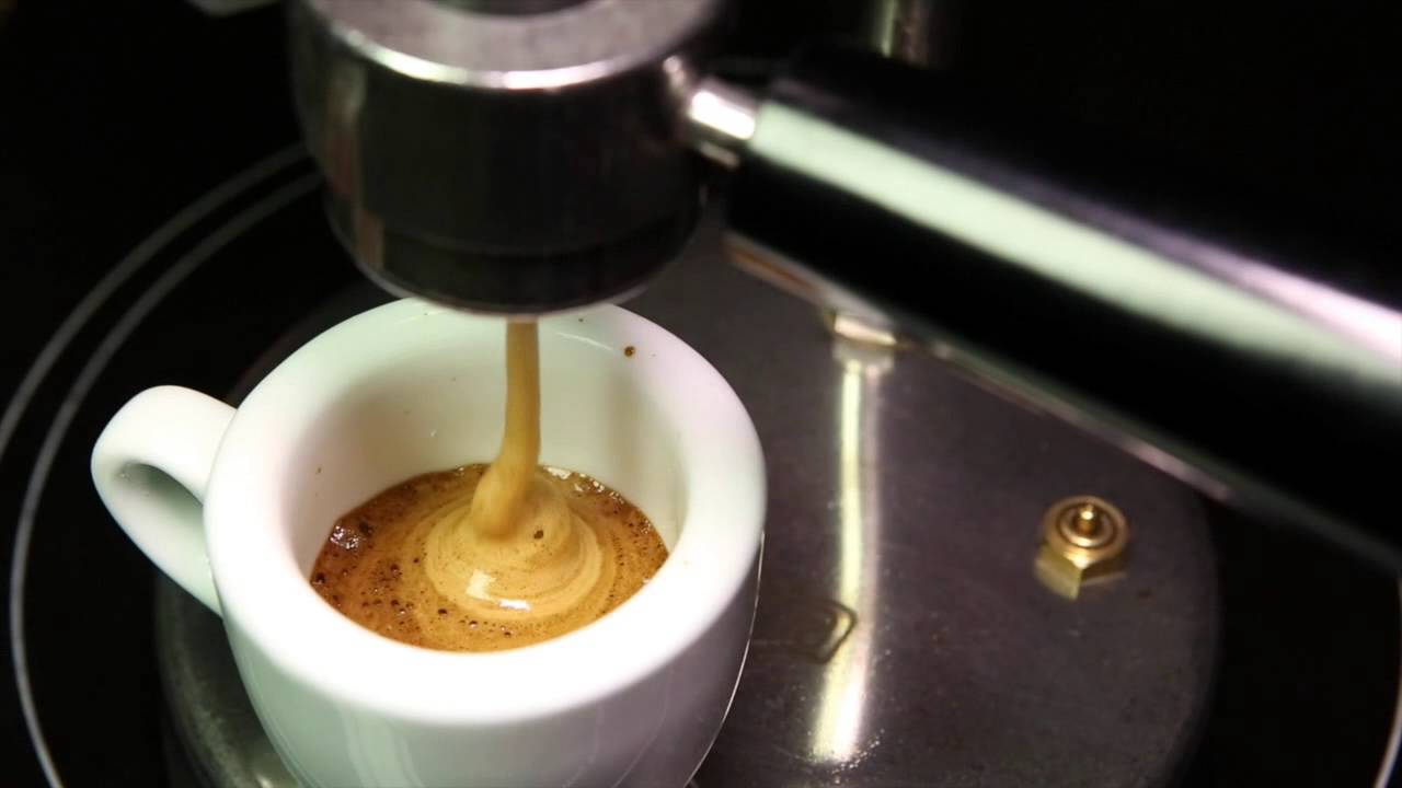 Es posible degustar un auténtico café italiano sin usar cápsulas contaminantes. Es posible degustar un auténtico café italiano sin usar cápsulas contaminantes.