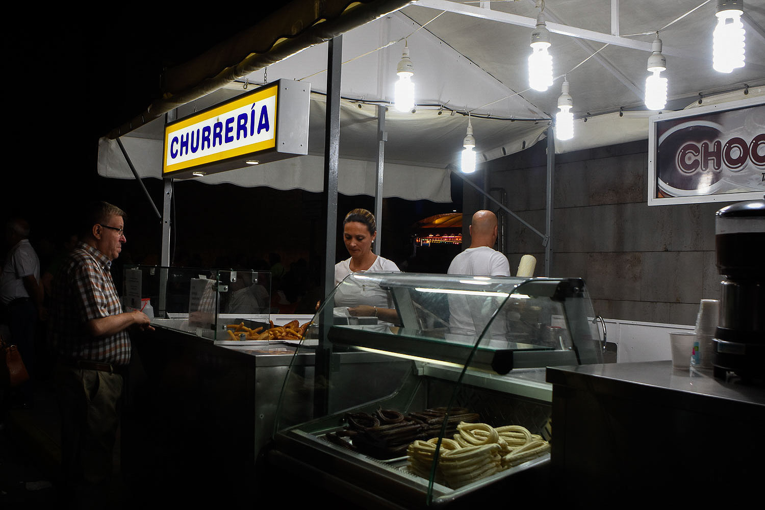 Los churros, toda una tradición. Verbena de la Magdalena. Foto: Manuel Ruiz Toribio. Los churros, toda una tradición. Verbena de la Magdalena. Foto: Manuel Ruiz Toribio.