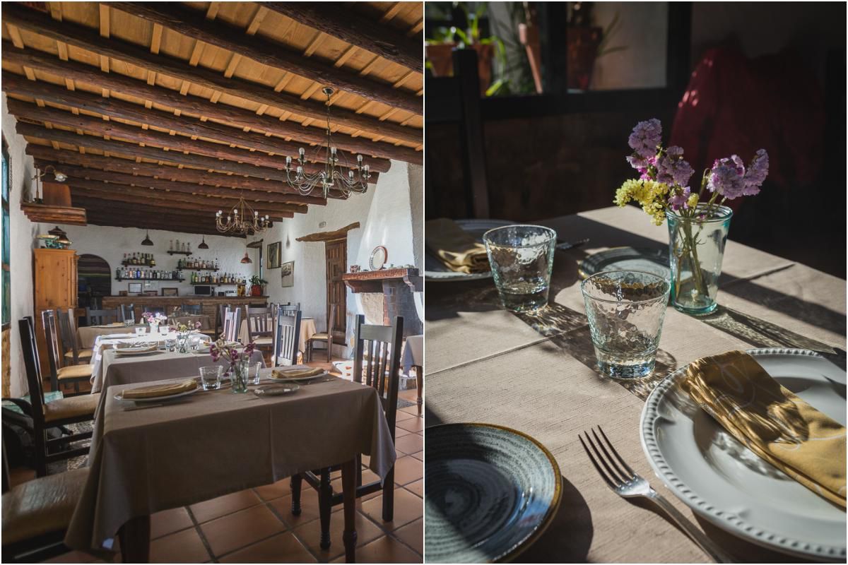 Detalles del restaurante Arrieros en Linares de la Sierra, en el Parque Natural Sierra de Aracena y Picos de Aroche, Huelva. Detalles del restaurante Arrieros en Linares de la Sierra, en el Parque Natural Sierra de Aracena y Picos de Aroche, Huelva.