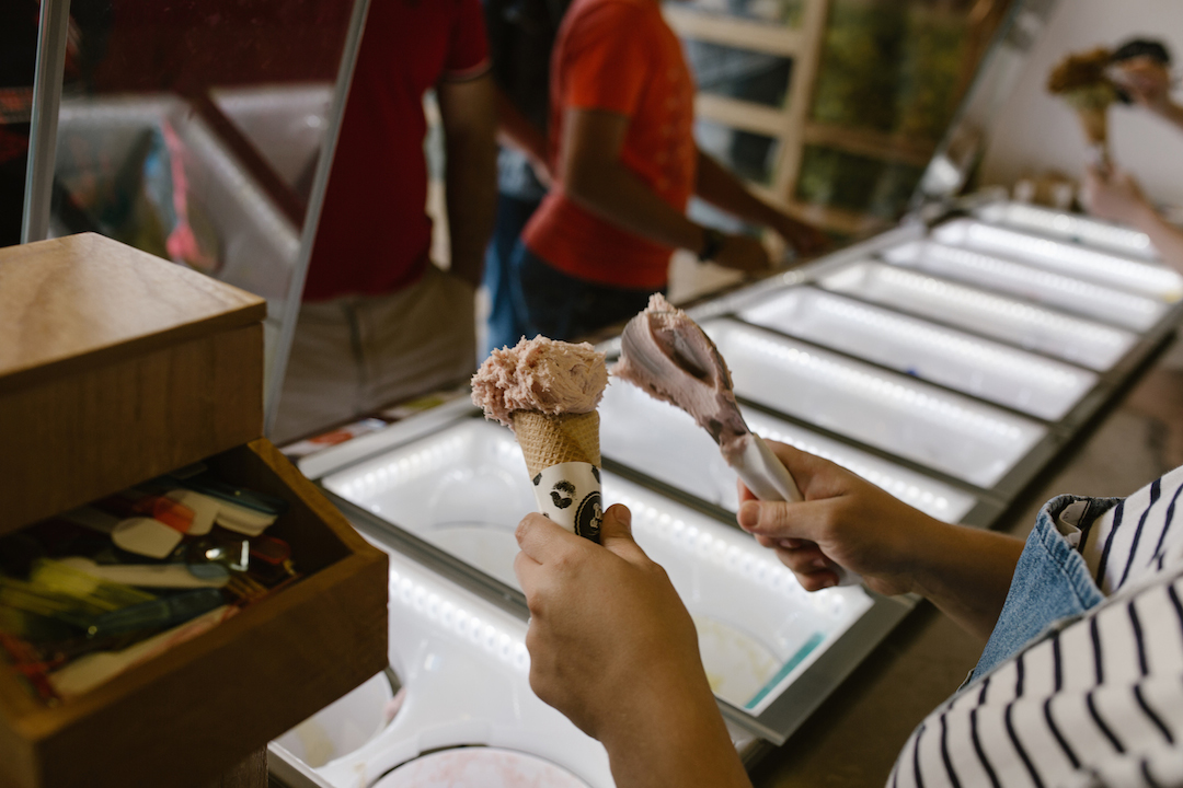 Artesanos y gallegos, así son los helados de 'Bico de Xeado', que se venden ya en siete ciudades. Artesanos y gallegos, así son los helados de 'Bico de Xeado', que se venden ya en siete ciudades.