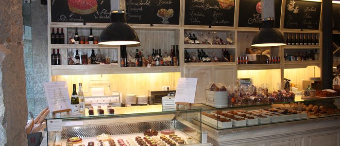 Mamá Framboise Patisserie. Mamá Framboise Patisserie.