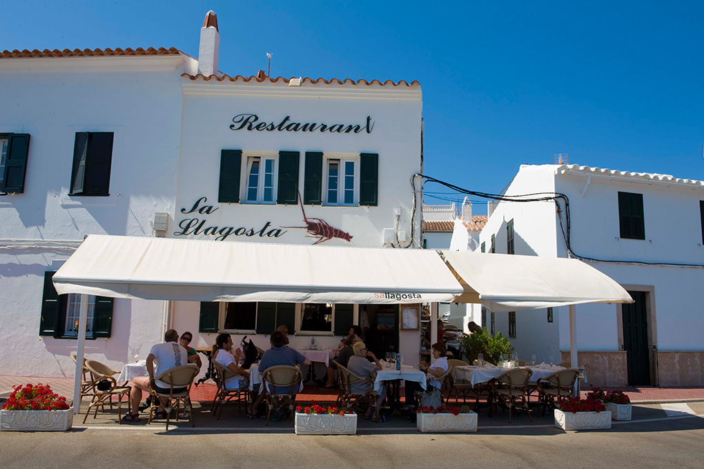 La terraza del local invita a sentarse. La terraza del local invita a sentarse.