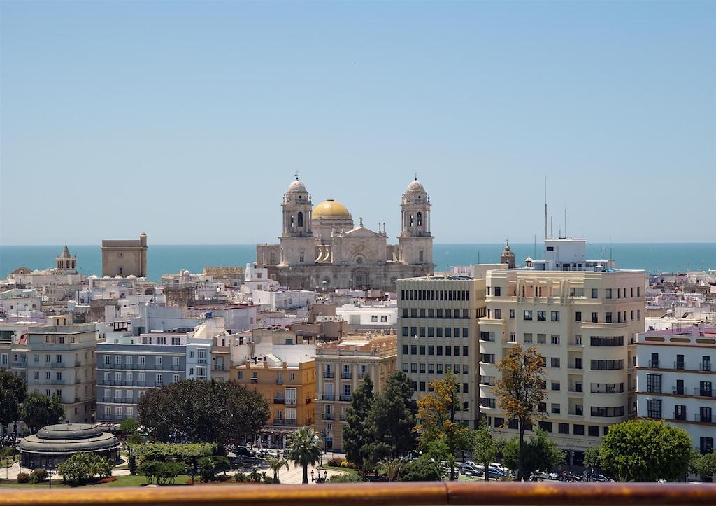 Cádiz desde un crucero. Foto: Manuel de la Varga. Cádiz desde un crucero. Foto: Manuel de la Varga.