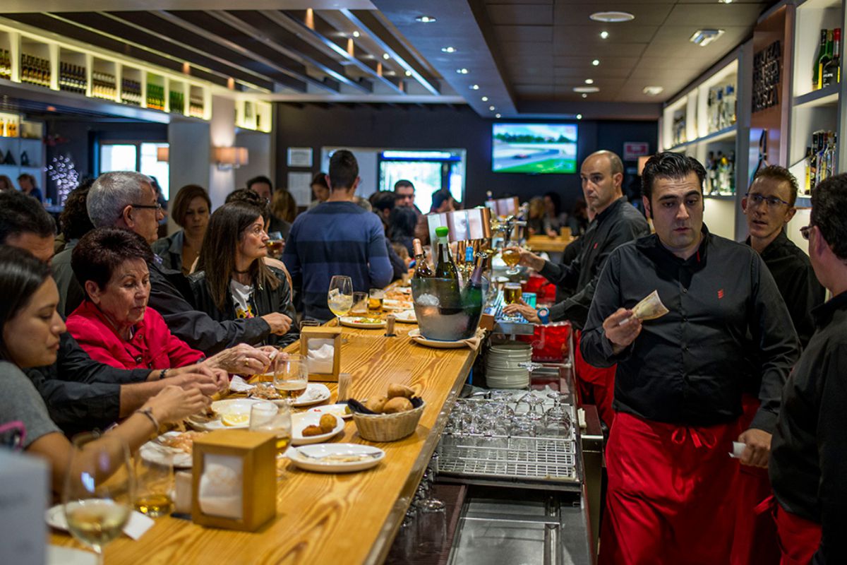 Sala de Guadarrama, Restaurante, Madrid. Foto: Alfredo Cáliz Sala de Guadarrama, Restaurante, Madrid. Foto: Alfredo Cáliz