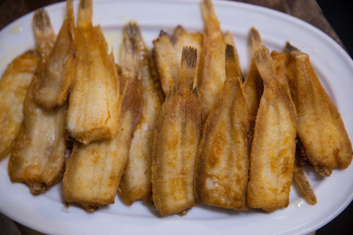 Es pescadito frito sí, pero ¡qué pescadito! Es pescadito frito sí, pero ¡qué pescadito!