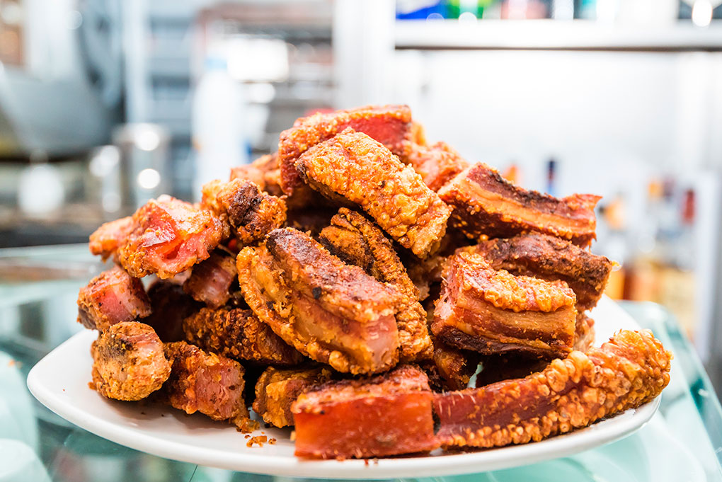 Torreznos, un bocado irresistible. Foto: Shutterstock. Torreznos, un bocado irresistible. Foto: Shutterstock.