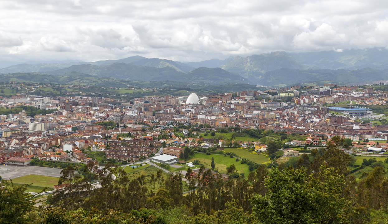 Vista de Oviedo. Vista de Oviedo.