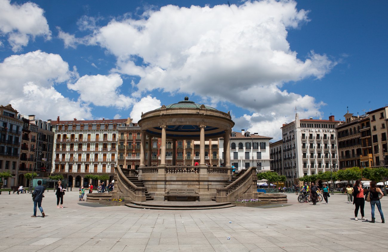 Pamplona - Plaza del Castillo Pamplona - Plaza del Castillo