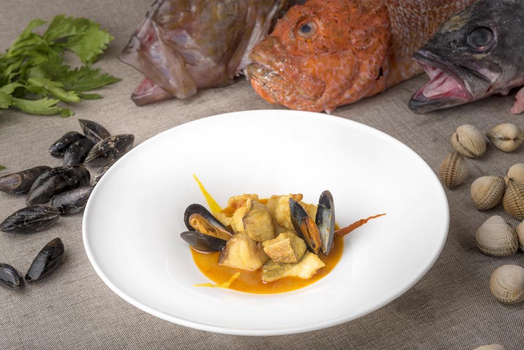 San pedro, cabracho, rubio, mero y mejillones bouchot, el mejor pescado que ofrecía el mercado hoy. Foto: Javier D. Murillo San pedro, cabracho, rubio, mero y mejillones bouchot, el mejor pescado que ofrecía el mercado hoy. Foto: Javier D. Murillo