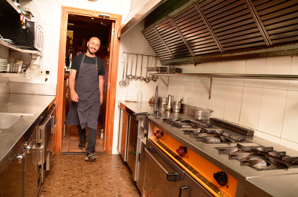El chef Artur Martínez. Foto: Capritx. El chef Artur Martínez. Foto: Capritx.