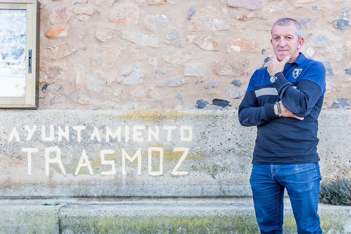Trasmoz: Jesús Andía, alcalde del pueblo. Foto: Ferrán Mallol Trasmoz: Jesús Andía, alcalde del pueblo. Foto: Ferrán Mallol
