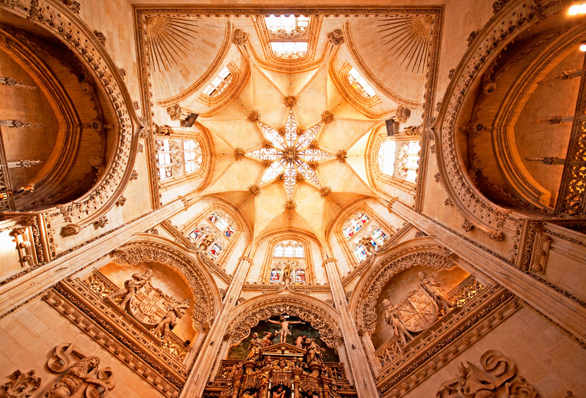 Catedral de Burgos. Shutterstock Catedral de Burgos. Shutterstock