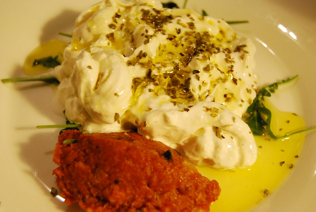 No te puedes ir de este restaurante sin probar la stracciatella. No te puedes ir de este restaurante sin probar la stracciatella.