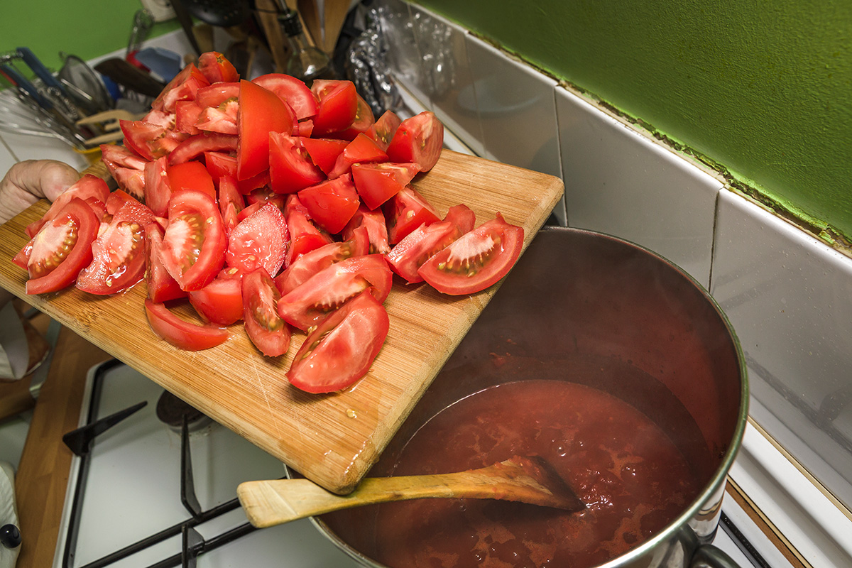 Trozos de tomate. Trozos de tomate.