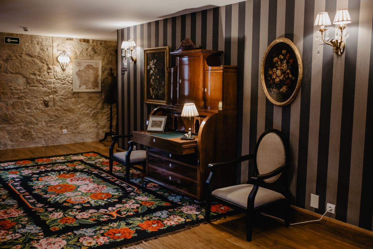 Los rincones del hotel están pensados para que estés como en el salón de tu casa. Los rincones del hotel están pensados para que estés como en el salón de tu casa.