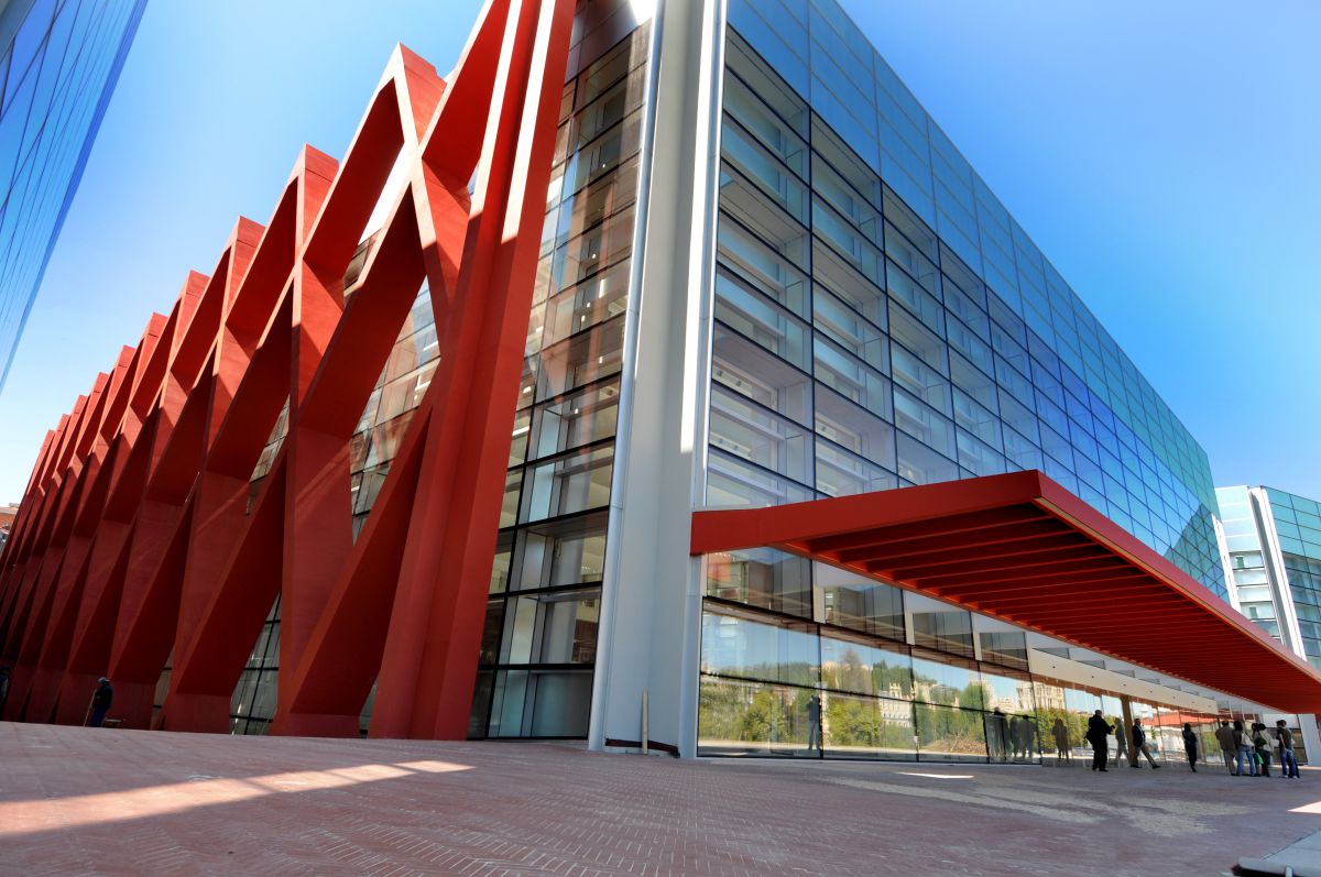 Exterior del Museo de la Evolución Huamana de Burgos. Foto: Alfredo Merino Exterior del Museo de la Evolución Huamana de Burgos. Foto: Alfredo Merino