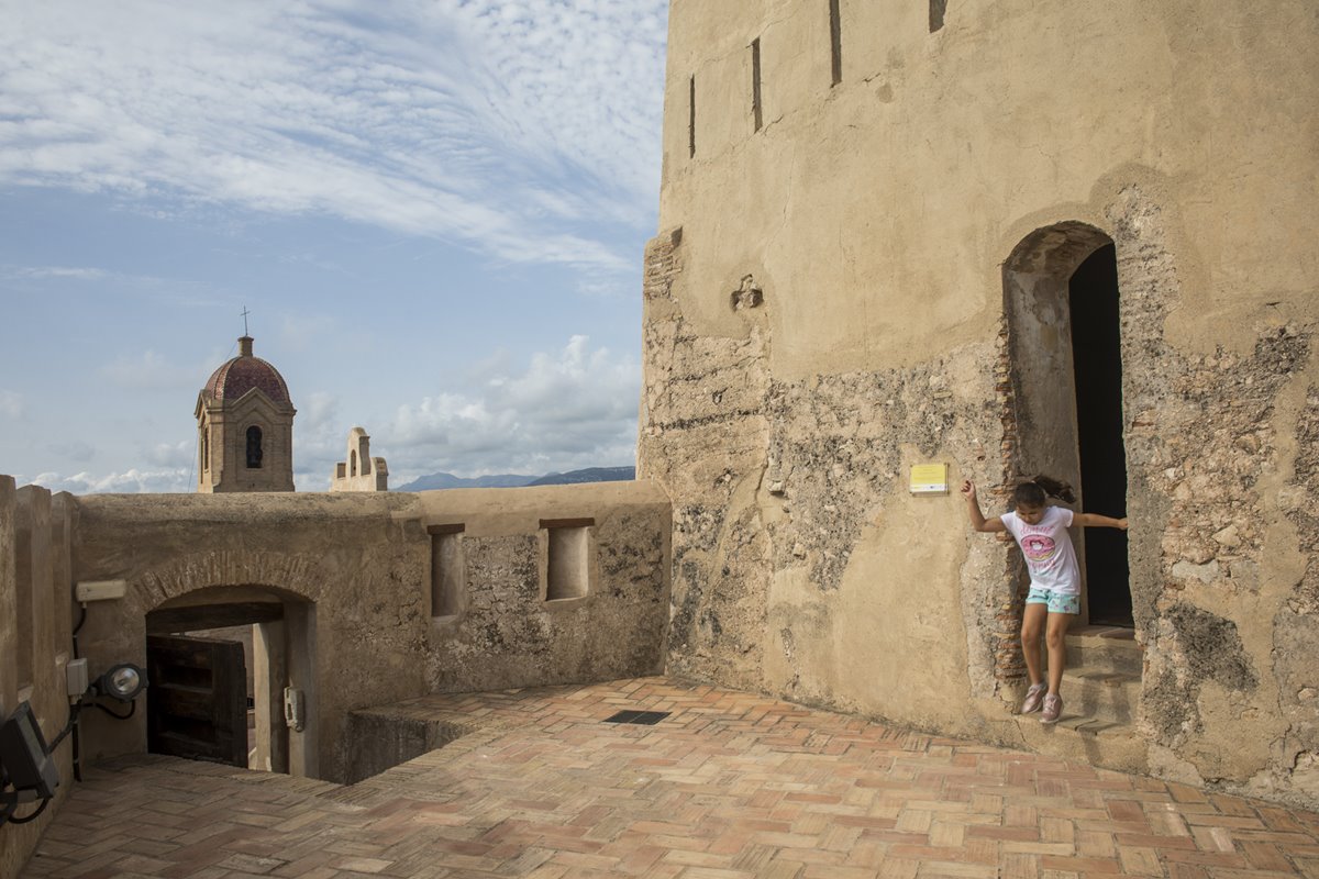 El Castillo de Cullera es considerado Bien de Interés Cultural. El Castillo de Cullera es considerado Bien de Interés Cultural.