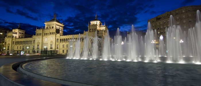 Plaza de Zorrilla. Foto: Luis Laforga. Plaza de Zorrilla. Foto: Luis Laforga.