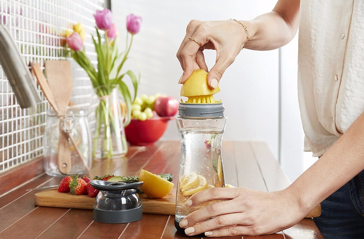 Perfecto para cuando quieres salir de casa rápido sin prescindir de tu zumo de naranja. Perfecto para cuando quieres salir de casa rápido sin prescindir de tu zumo de naranja.