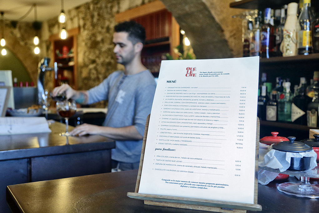 La variada carta del restaurante, que cambia cada cierto tiempo. La variada carta del restaurante, que cambia cada cierto tiempo.
