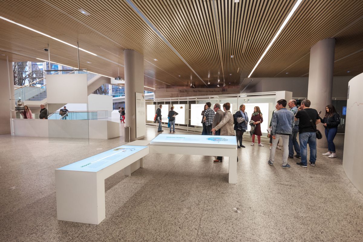 Taquillas del Museo de la Evolución Humana, en Burgos. Foto: Shutterstock Taquillas del Museo de la Evolución Humana, en Burgos. Foto: Shutterstock
