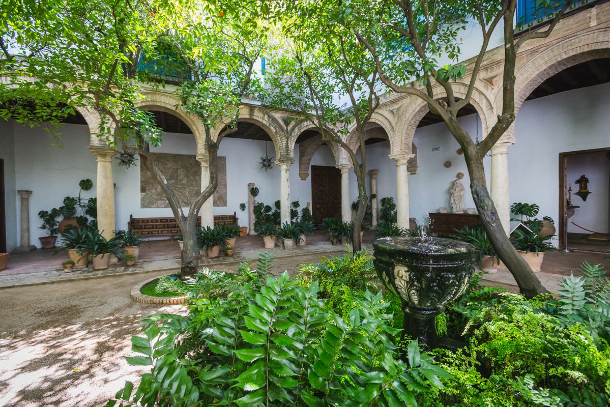 El Patio de la Capilla es el más fresco de todos, unos cinco grados menos que el resto. El Patio de la Capilla es el más fresco de todos, unos cinco grados menos que el resto.