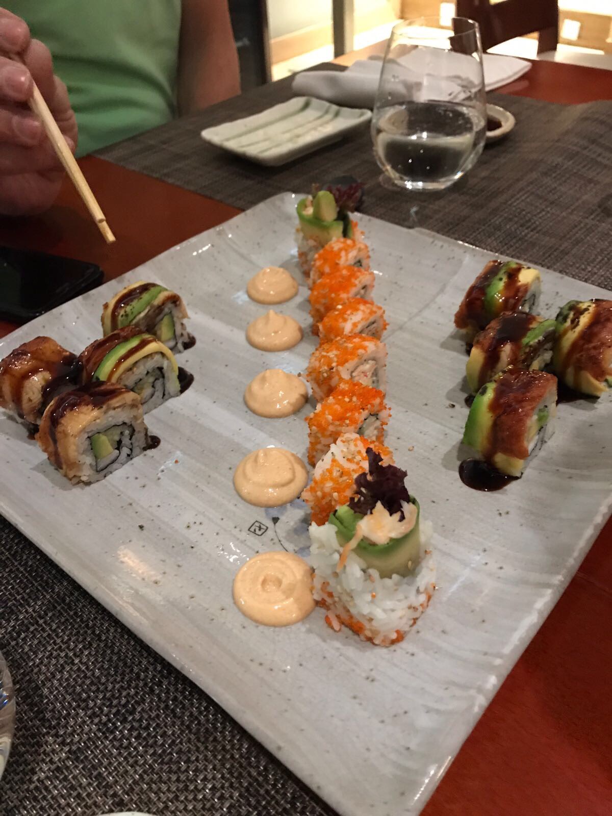 El sushi del japo 'Miyama', una necesidad. Foto: Úrsula Corberó. El sushi del japo 'Miyama', una necesidad. Foto: Úrsula Corberó.