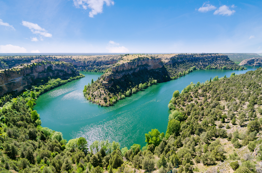 Las Hoces del Duratón entre las localidades de Sepúlveda y Burgomillodo. Foto: Shutterstock. Las Hoces del Duratón entre las localidades de Sepúlveda y Burgomillodo. Foto: Shutterstock.