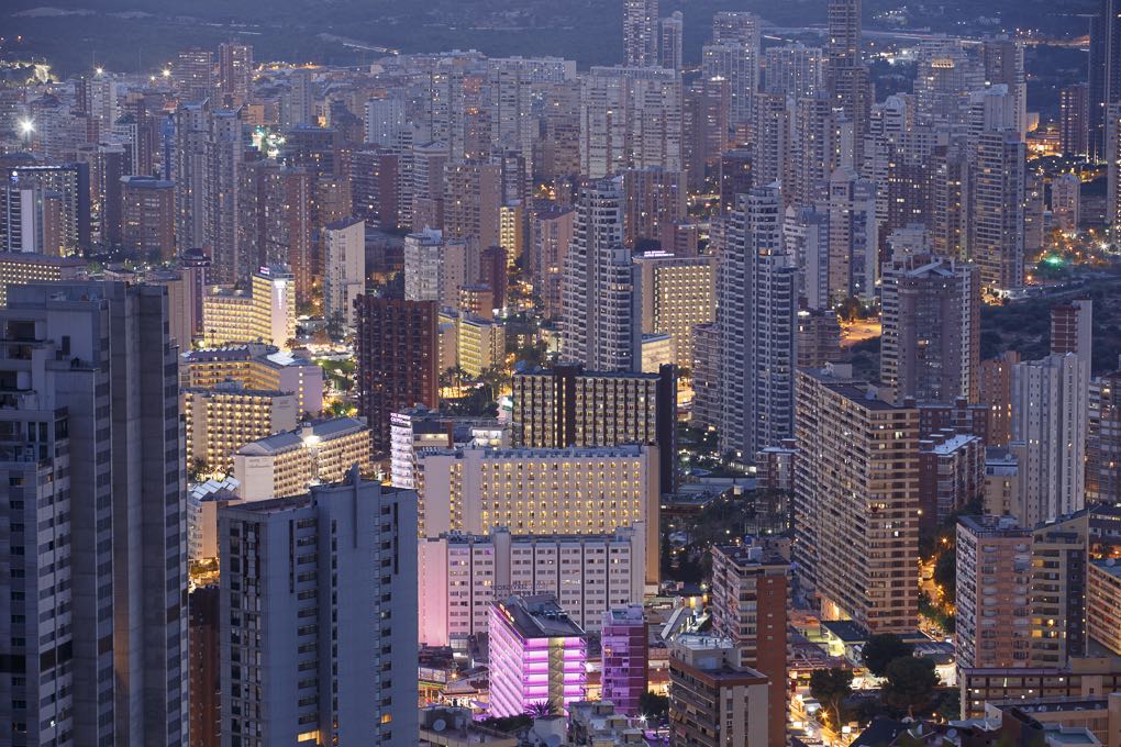 Benidorm puede sorprenderte. Foto: Pepe Olivares. Benidorm puede sorprenderte. Foto: Pepe Olivares.