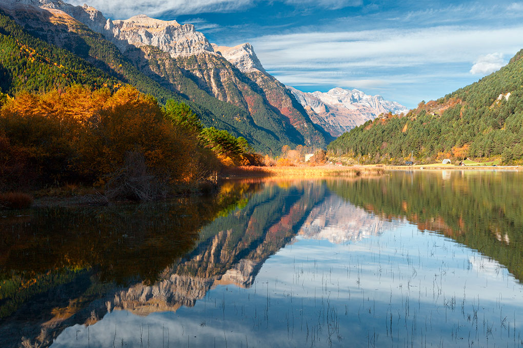 El Valle de Pineta en otoño. Foto: shutterstock. El Valle de Pineta en otoño. Foto: shutterstock.